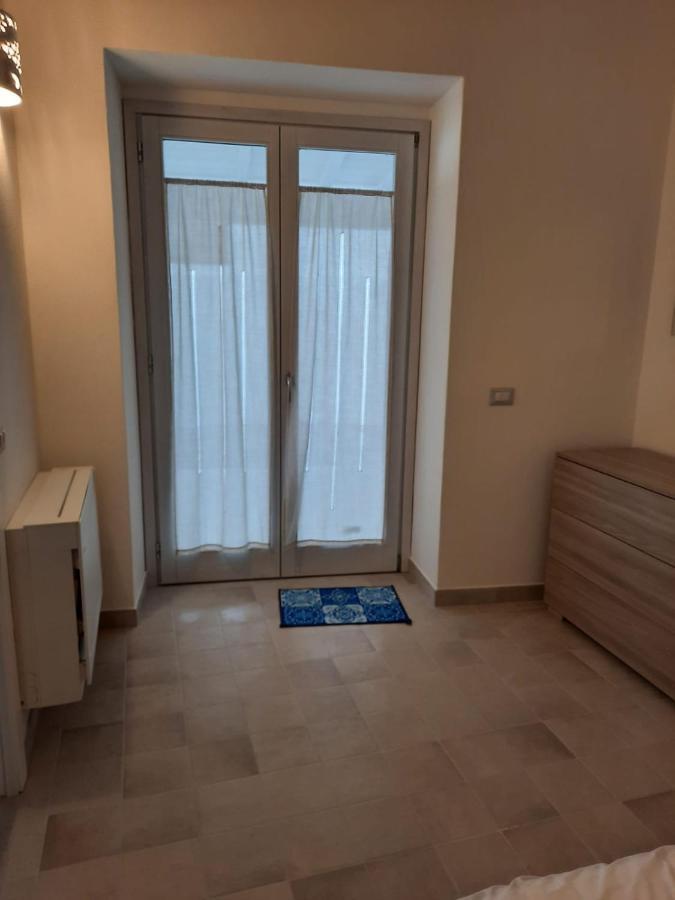 Appartamento Su Palazzina Storica In Centro A SantʼAntìoco Exterior foto